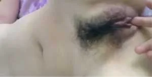 အမွှေးထူထူ အဖုတ်ကို ကလိုင်းပေးပီးမှာ အသေတီးတာ